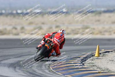 media/Dec-01-2025-Moto Forza (Mon) [[2daa91e15f]]/1-Advanced Group/Session 2 Turn 11 Backside/